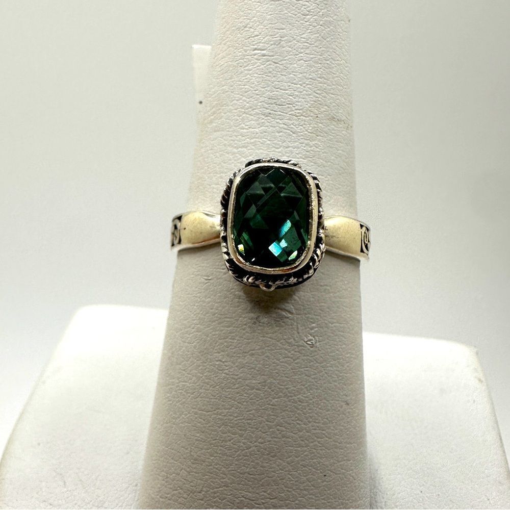 NWT emerald cut 6x8mm green quartz in Bali sterling silver ring!